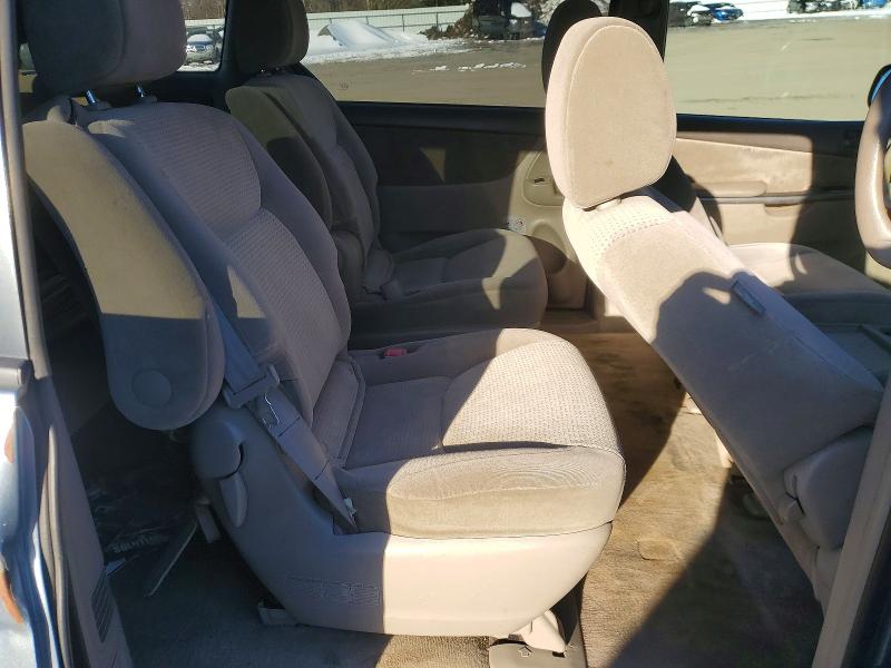 Продажа на аукционе авто 2010 Toyota Sienna, vin: 5TDKK4CC6AS325511, номер лота: 75662855