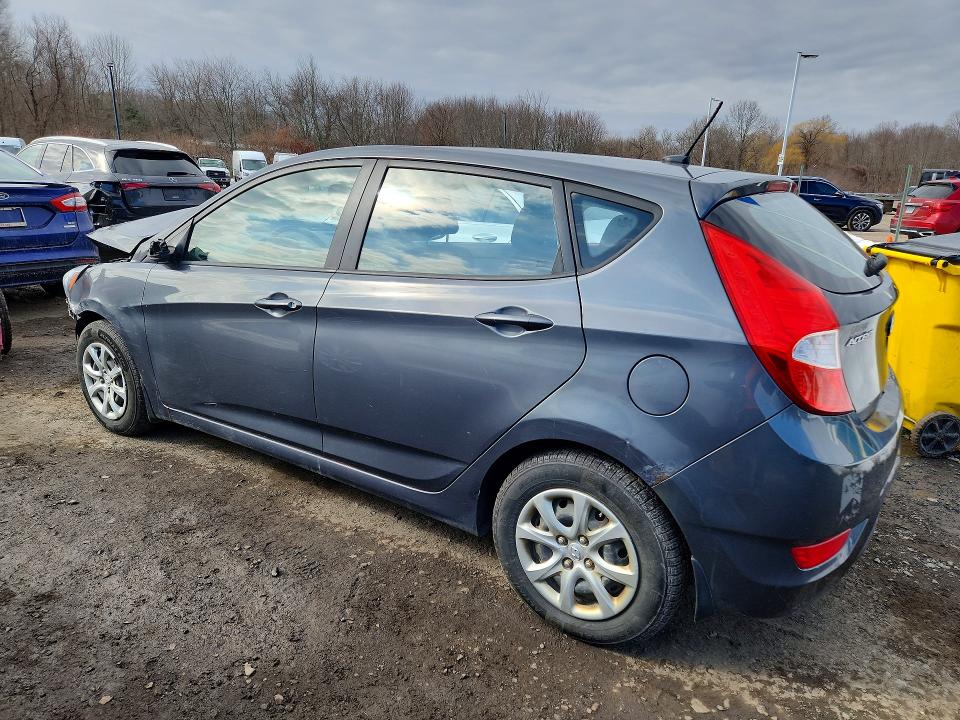77849805 :رقم المزاد ، KMHCT5AE5CU032947 vin ، 2012 Hyundai Accent Gls مزاد بيع