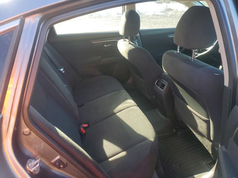 2015 Nissan Altima მანქანა იყიდება აუქციონზე, vin: 1N4AL3AP6FC155710, აუქციონის ნომერი: 76551035