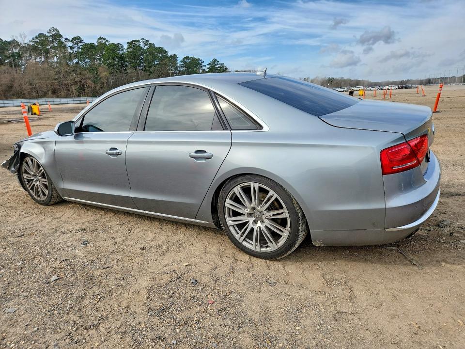 2013 Audi A8 მანქანა იყიდება აუქციონზე, vin: WAUAGAFD7DN030439, აუქციონის ნომერი: 75058575