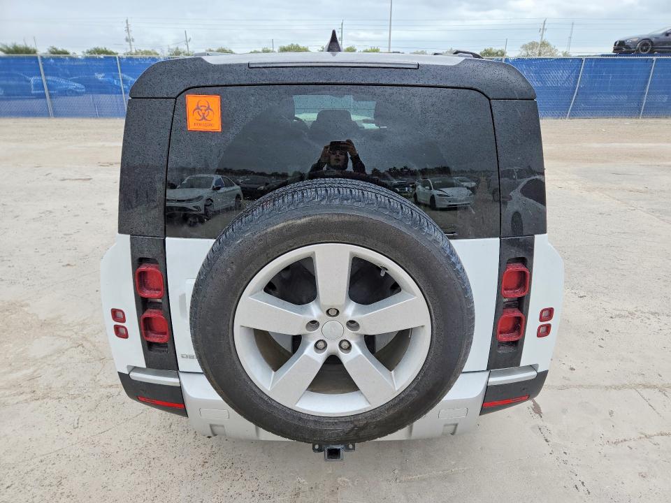 2024 Land Rover Defender მანქანა იყიდება აუქციონზე, vin: SALEJFEU0R2275797, აუქციონის ნომერი: 75954545