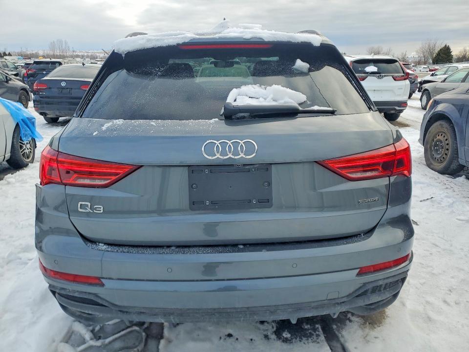 77525985 :رقم المزاد ، WA1EECF31R1200462 vin ، 2024 Audi Q3 مزاد بيع