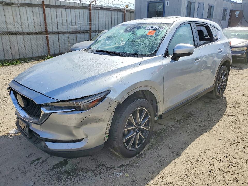 Aukcja sprzedaży 2018 Mazda Cx-5, vin: JM3KFBDM7J0326497, numer aukcji: 76662535