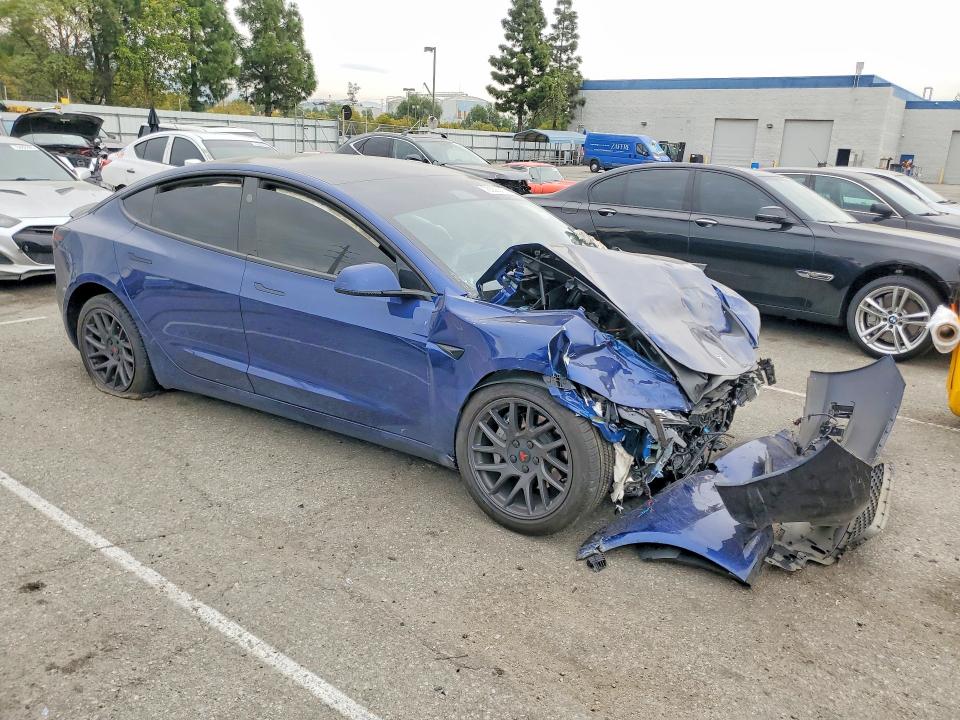 2025 Tesla Model 3 მანქანა იყიდება აუქციონზე, vin: 5YJ3E1EA7SF007165, აუქციონის ნომერი: 76558275
