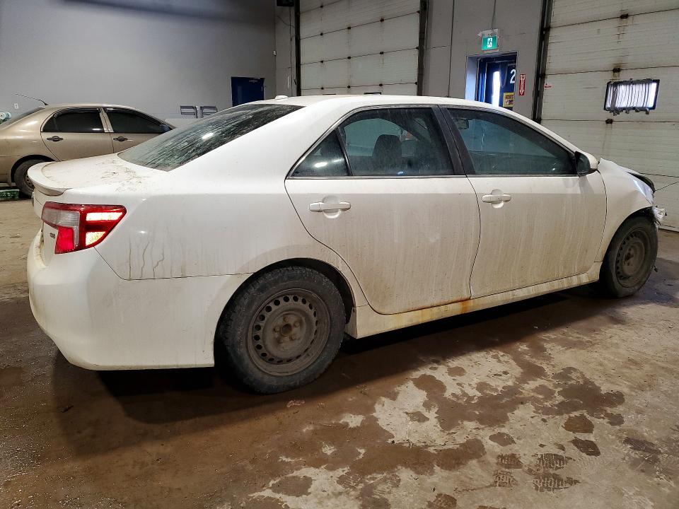 75731665 :رقم المزاد ، 4T1BF1FK4CU116462 vin ، 2012 Toyota Camry Base مزاد بيع
