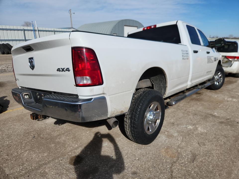 77574045 :رقم المزاد ، 3C6UR5HL1GG280804 vin ، 2016 Ram 2500 مزاد بيع
