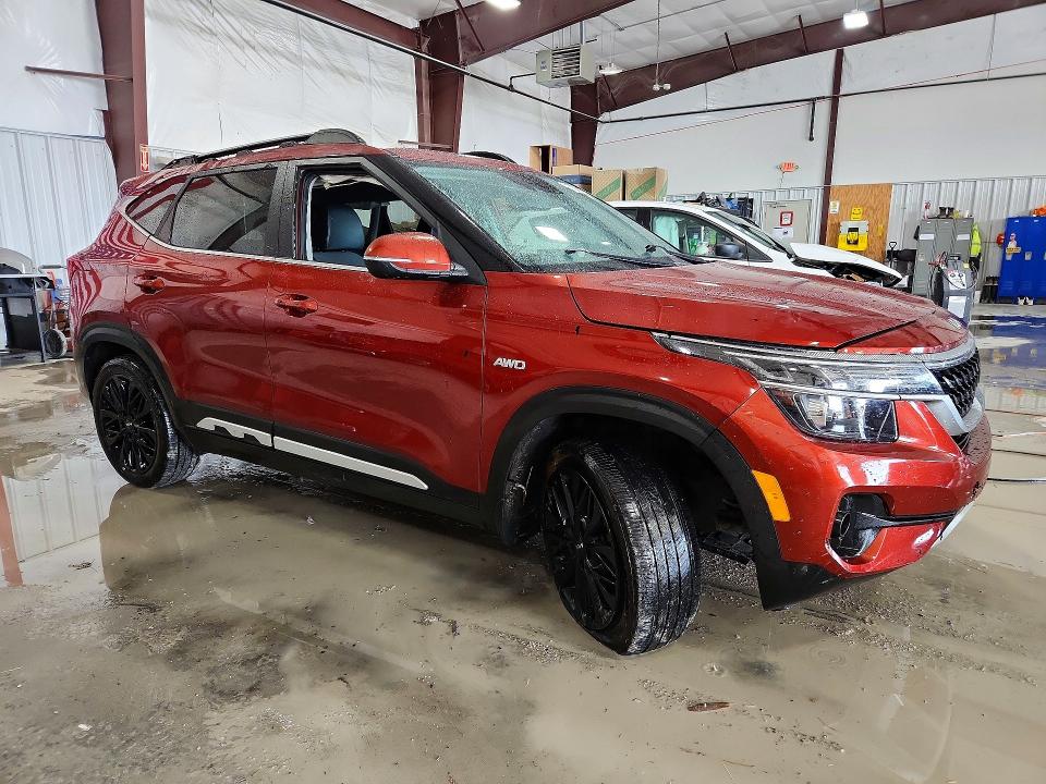 2023 Kia Seltos მანქანა იყიდება აუქციონზე, vin: KNDEUCA20P7422797, აუქციონის ნომერი: 77296095