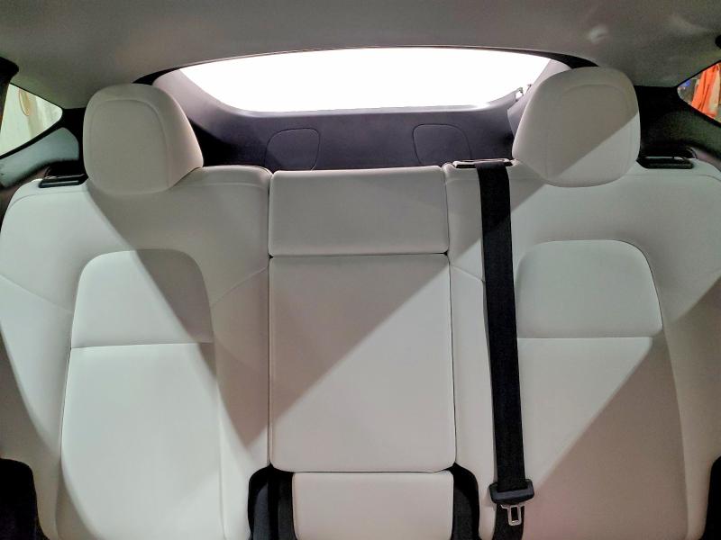 Продажа на аукционе авто 2022 Tesla Model Y, vin: 7SAYGDEFXNF383136, номер лота: 79049505