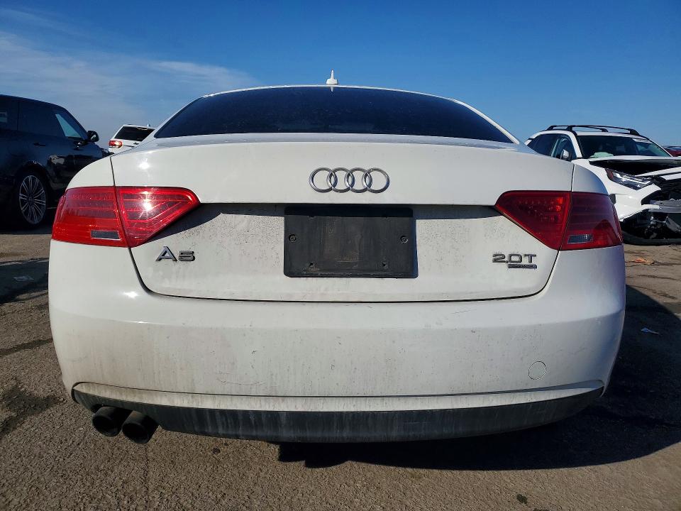 78038985 :رقم المزاد ، WAUCFAFR1FA028588 vin ، 2015 Audi A5 مزاد بيع