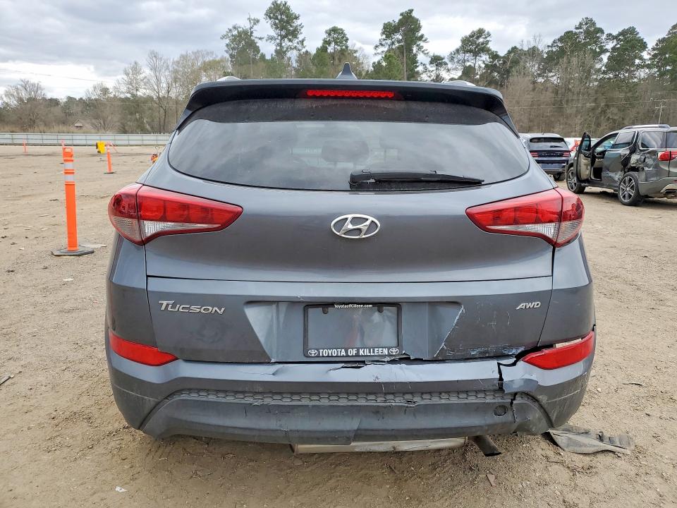 2018 Hyundai Tucson მანქანა იყიდება აუქციონზე, vin: KM8J3CA41JU668524, აუქციონის ნომერი: 75296295