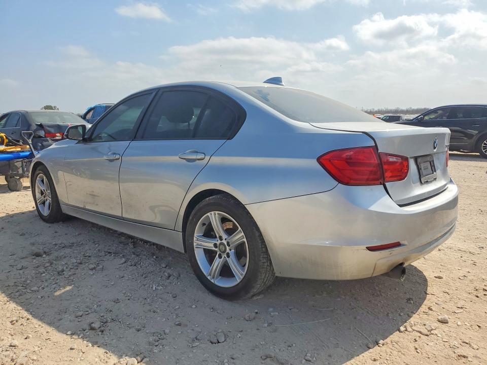 Aukcja sprzedaży 2014 Bmw 320 I, vin: WBA3B1G56ENT01054, numer aukcji: 77329745