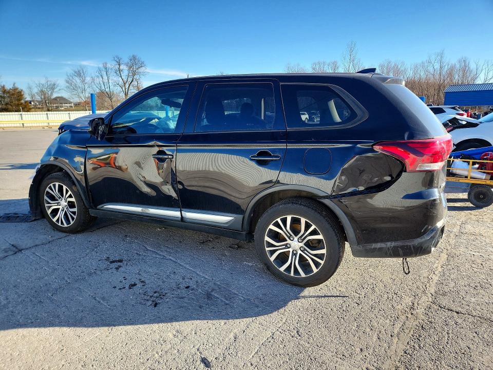Продаж на аукціоні авто 2018 Mitsubishi Outlander, vin: JA4AD2A37JZ001814, номер лоту: 77206625