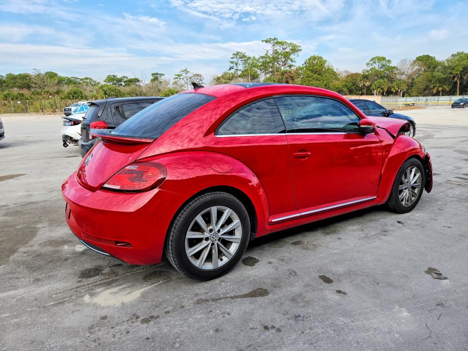 2018 Volkswagen Beetle მანქანა იყიდება აუქციონზე, vin: 3VWJD7AT9JM712416, აუქციონის ნომერი: 76943215