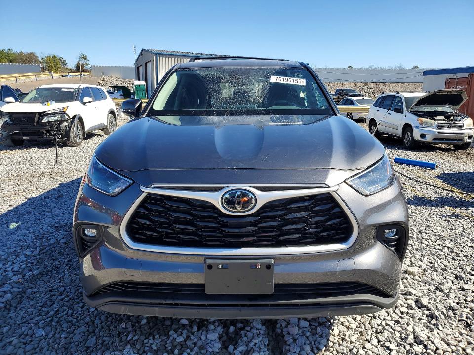 2022 Toyota Highlander მანქანა იყიდება აუქციონზე, vin: 5TDBZRBH9NS589172, აუქციონის ნომერი: 76196155