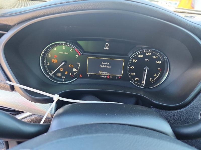 77671655 :رقم المزاد ، 1GYFZDR4XLF141344 vin ، 2020 Cadillac Xt4 مزاد بيع