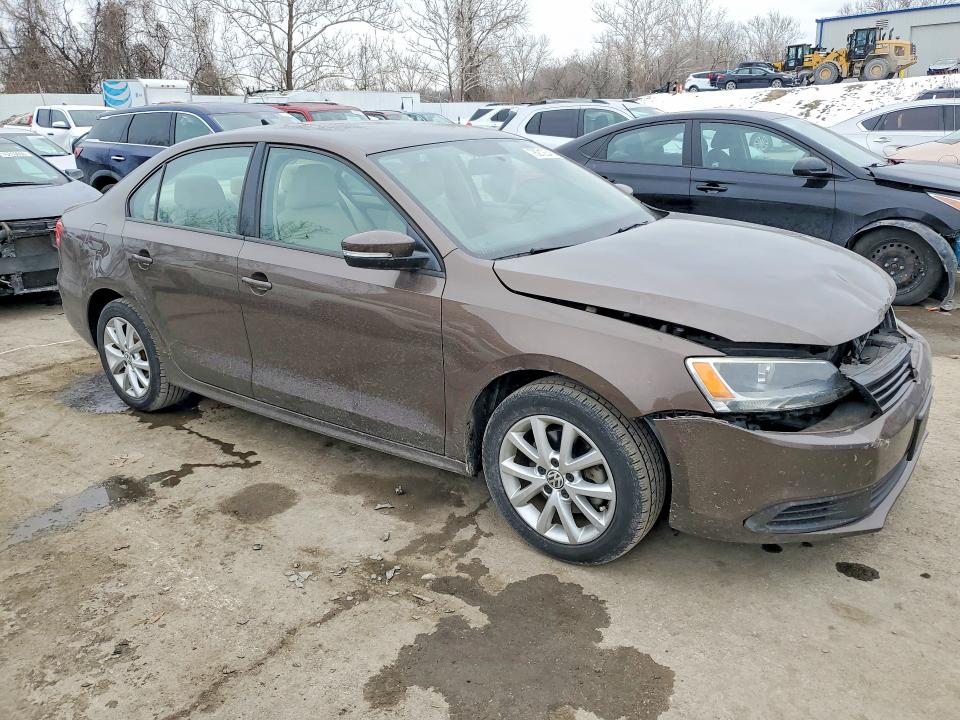 2011 Volkswagen Jetta მანქანა იყიდება აუქციონზე, vin: 3VWDX7AJ1BM327856, აუქციონის ნომერი: 76212345