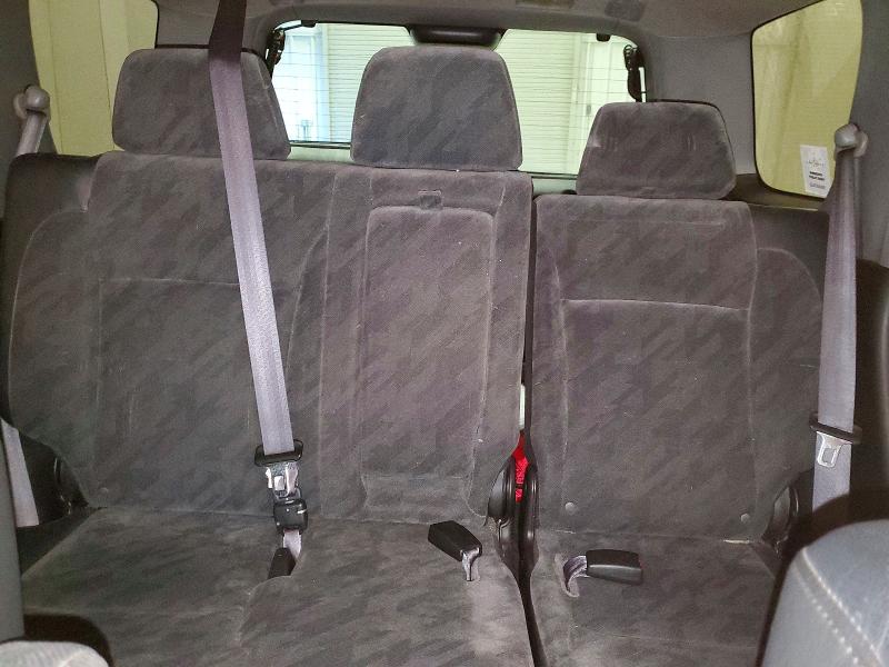75451425 :رقم المزاد ، JHLRD78874C036158 vin ، 2004 Honda Cr-v مزاد بيع