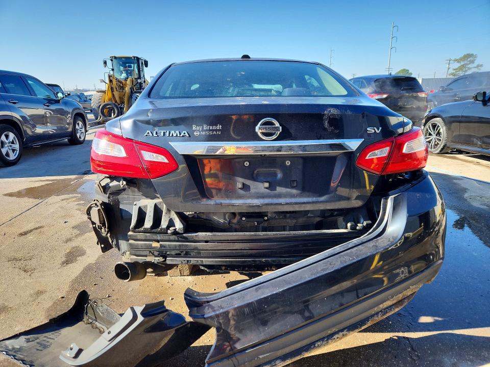 2016 Nissan Altima მანქანა იყიდება აუქციონზე, vin: 1N4AL3AP7GC143986, აუქციონის ნომერი: 75797305