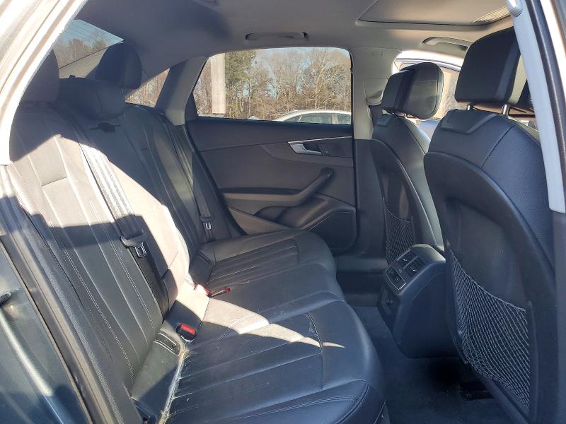 Продажа на аукционе авто 2017 Audi A4, vin: WAUANAF45HN015708, номер лота: 77329465