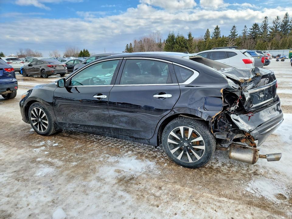 2017 Nissan Altima მანქანა იყიდება აუქციონზე, vin: 1N4AL3AP3HC489177, აუქციონის ნომერი: 77534415