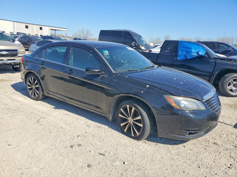 Продажа на аукционе авто 2014 Chrysler 200, vin: 1C3CCBBG4EN180317, номер лота: 78447225