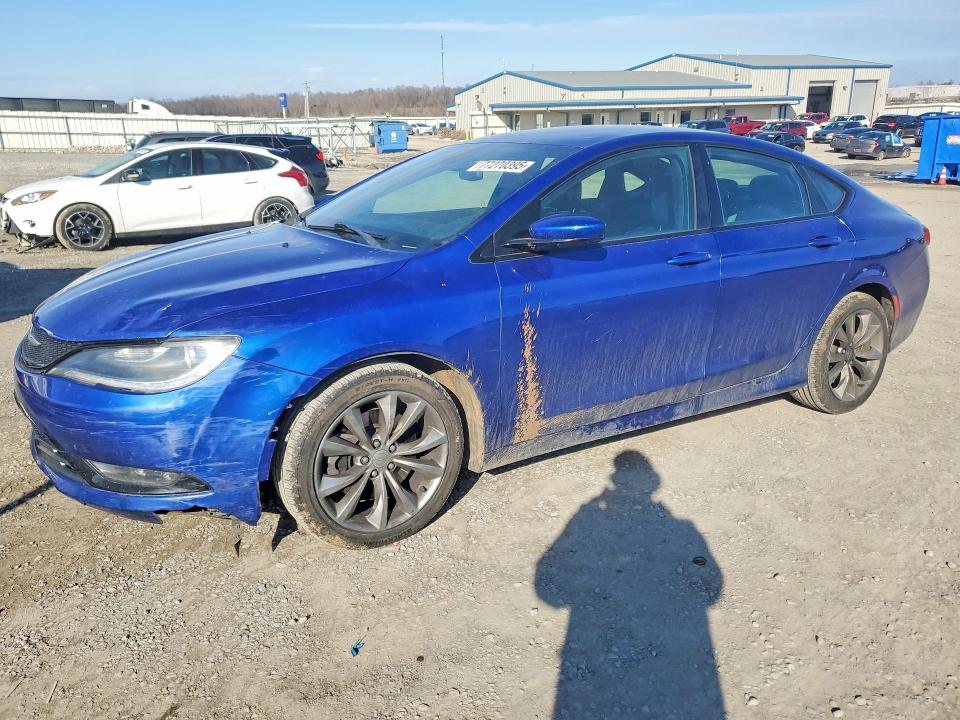 77270395 :رقم المزاد ، 1C3CCCBG0FN589485 vin ، 2015 Chrysler 200 مزاد بيع