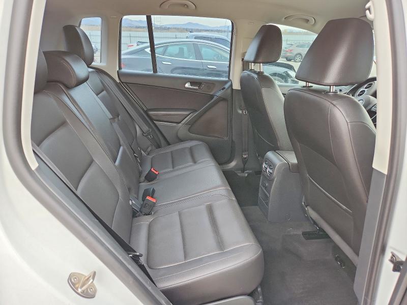 Aukcja sprzedaży 2016 Volkswagen Tiguan, vin: WVGAV7AX9GW582600, numer aukcji: 74823045