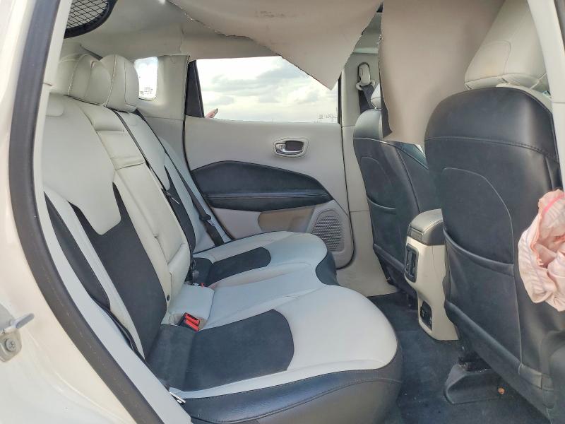 77075455 :رقم المزاد ، 3C4NJCBB0KT637270 vin ، 2019 Jeep Compass مزاد بيع