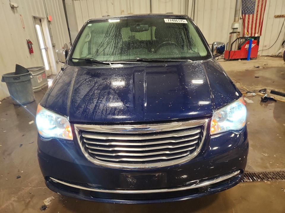 77406175 :رقم المزاد ، 2C4RC1CG3DR565383 vin ، 2013 Chrysler Town & Country مزاد بيع