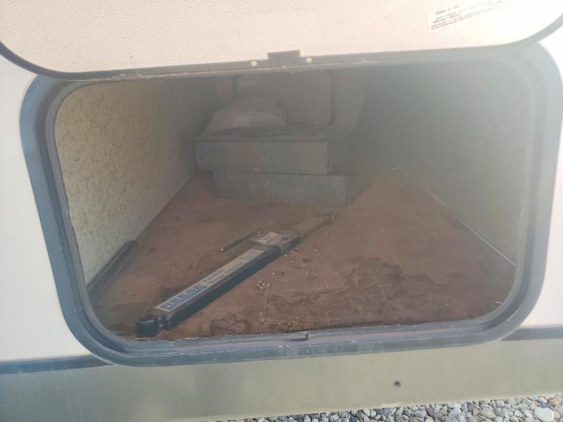 2013 Winnebago Unknown მანქანა იყიდება აუქციონზე, vin: 54CAG0M20D1C87127, აუქციონის ნომერი: 75609065