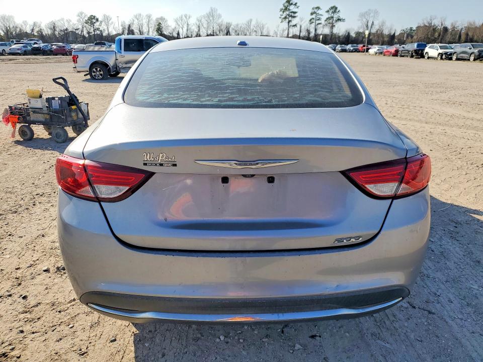 2015 Chrysler 200 მანქანა იყიდება აუქციონზე, vin: 1C3CCCAB1FN646086, აუქციონის ნომერი: 77036305