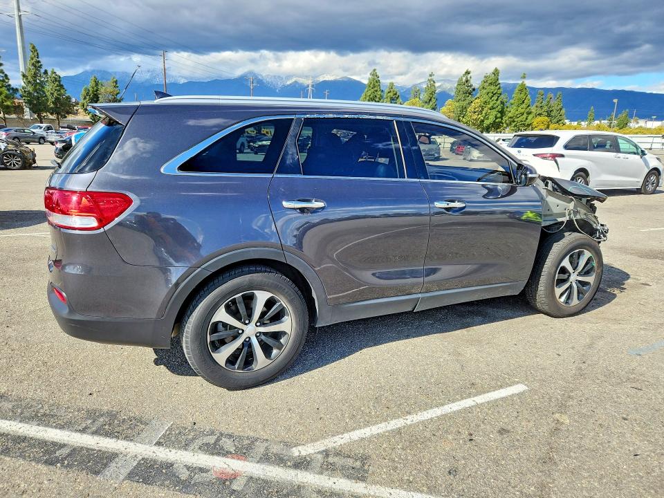 2017 Kia Sorento მანქანა იყიდება აუქციონზე, vin: 5XYPH4A17HG188687, აუქციონის ნომერი: 77554355