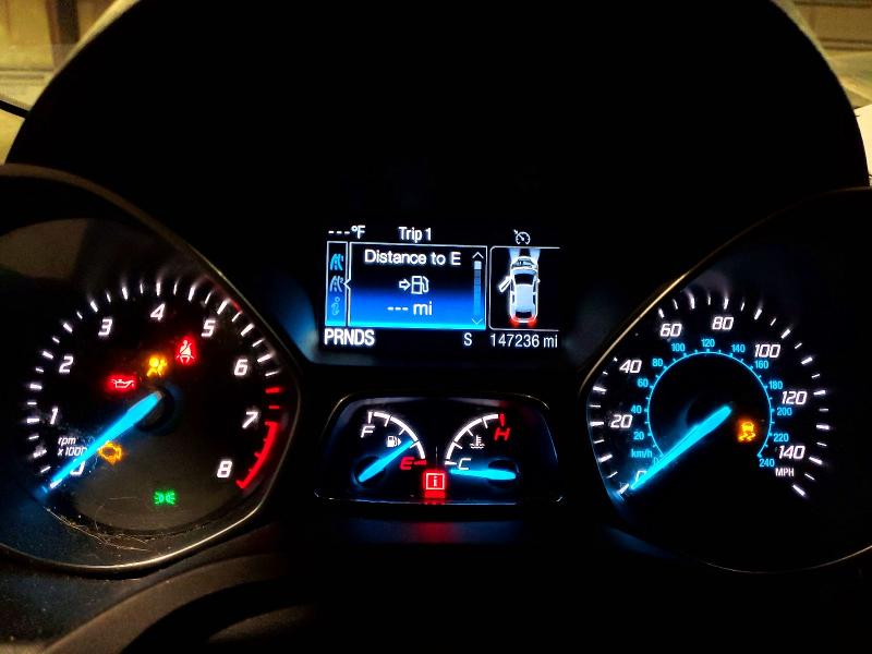 2015 Ford Escape მანქანა იყიდება აუქციონზე, vin: 1FMCU9GX8FUB42828, აუქციონის ნომერი: 78901095