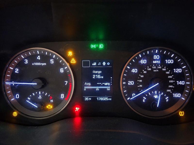 2016 Hyundai Tucson მანქანა იყიდება აუქციონზე, vin: KM8J33A23GU074363, აუქციონის ნომერი: 78711965