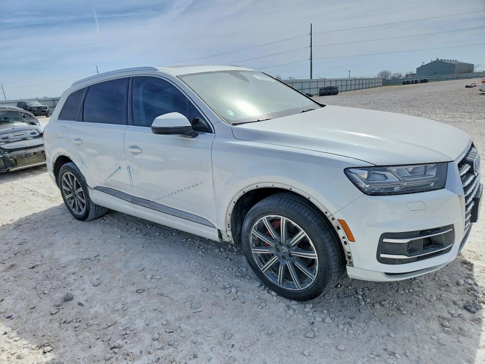 2017 Audi Q7 მანქანა იყიდება აუქციონზე, vin: WA1VAAF71HD043046, აუქციონის ნომერი: 78828595
