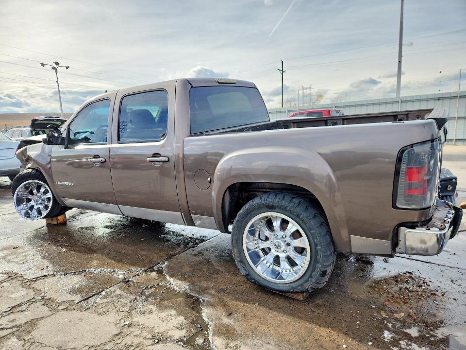 Продажа на аукционе авто 2007 Gmc New Sierra, vin: 2GTEK133871704571, номер лота: 77010645