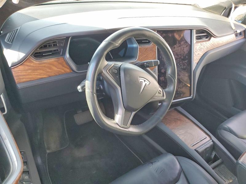 77247405 :رقم المزاد ، 5YJXCDE26LF263834 vin ، 2020 Tesla Model X مزاد بيع