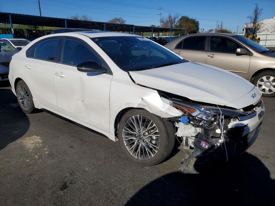 75849275 :رقم المزاد ، 3KPF54AD7RE758782 vin ، 2024 Kia Forte مزاد بيع