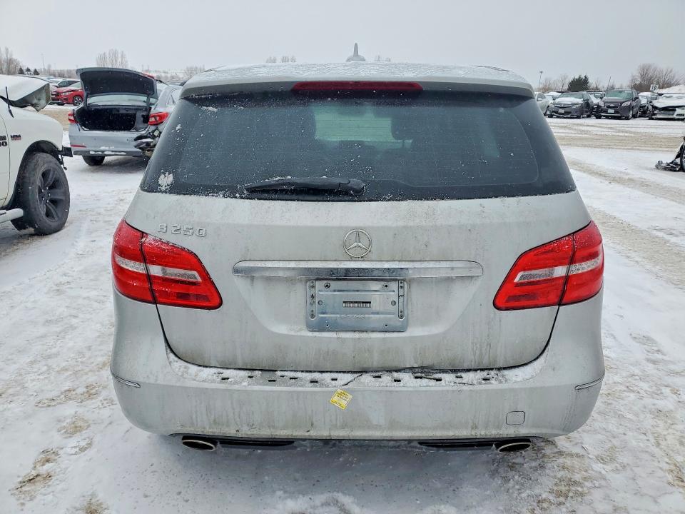 Продажа на аукционе авто 2013 Mercedes-benz B250, vin: WDDMH4EB2DJ178736, номер лота: 74752945