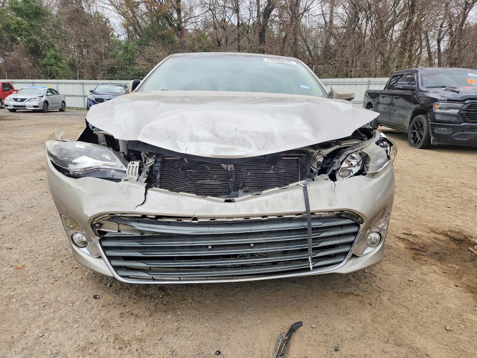 76940055 :رقم المزاد ، 4T1BK1EB3FU192174 vin ، 2015 Toyota Avalon مزاد بيع