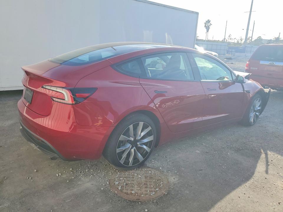 77855385 :رقم المزاد ، 5YJ3E1EA0TF121333 vin ، 2026 Tesla Model 3 مزاد بيع