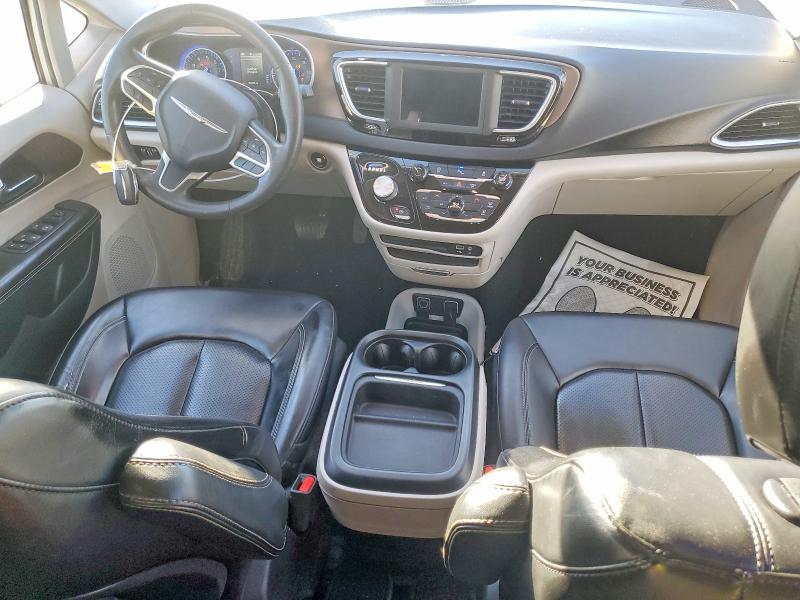 77007835 :رقم المزاد ، 2C4RC1DG0LR181719 vin ، 2020 Chrysler Voyager مزاد بيع
