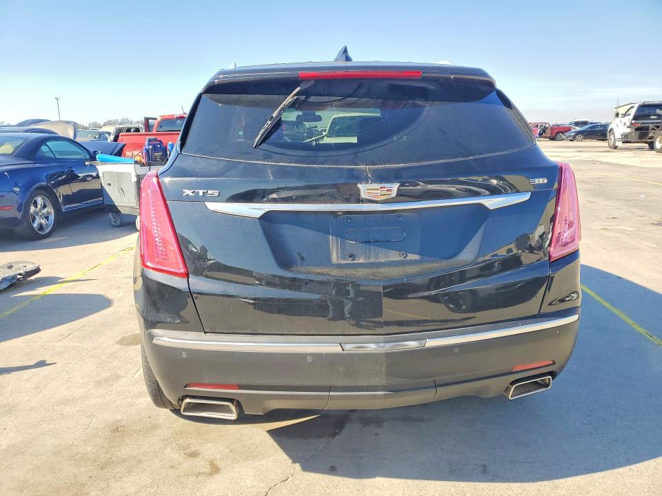 Продажа на аукционе авто 2017 Cadillac Xt5, vin: 1GYKNCRS5HZ105277, номер лота: 77233245