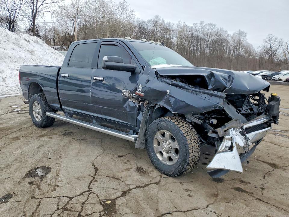 76734625 :رقم المزاد ، 3C6UR5DJ5HG679804 vin ، 2017 Ram 2500 مزاد بيع
