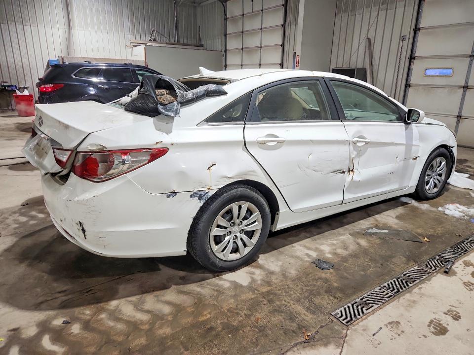 2011 Hyundai Sonata მანქანა იყიდება აუქციონზე, vin: 5NPEB4AC3BH081050, აუქციონის ნომერი: 51145936