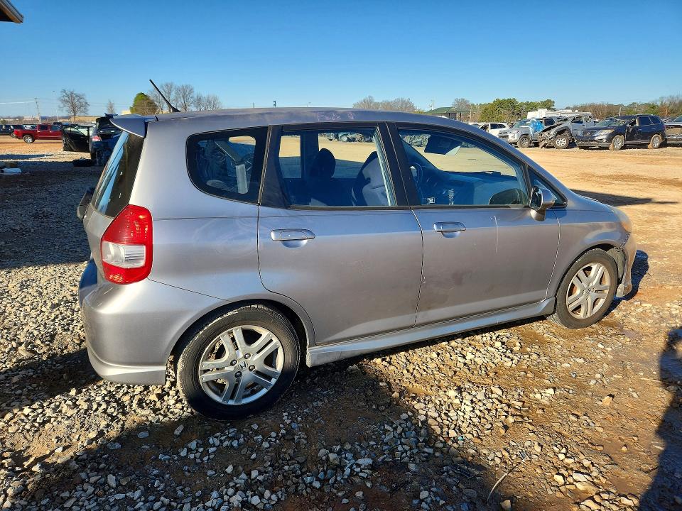 2007 Honda Fit მანქანა იყიდება აუქციონზე, vin: JHMGD38617S020266, აუქციონის ნომერი: 79034345