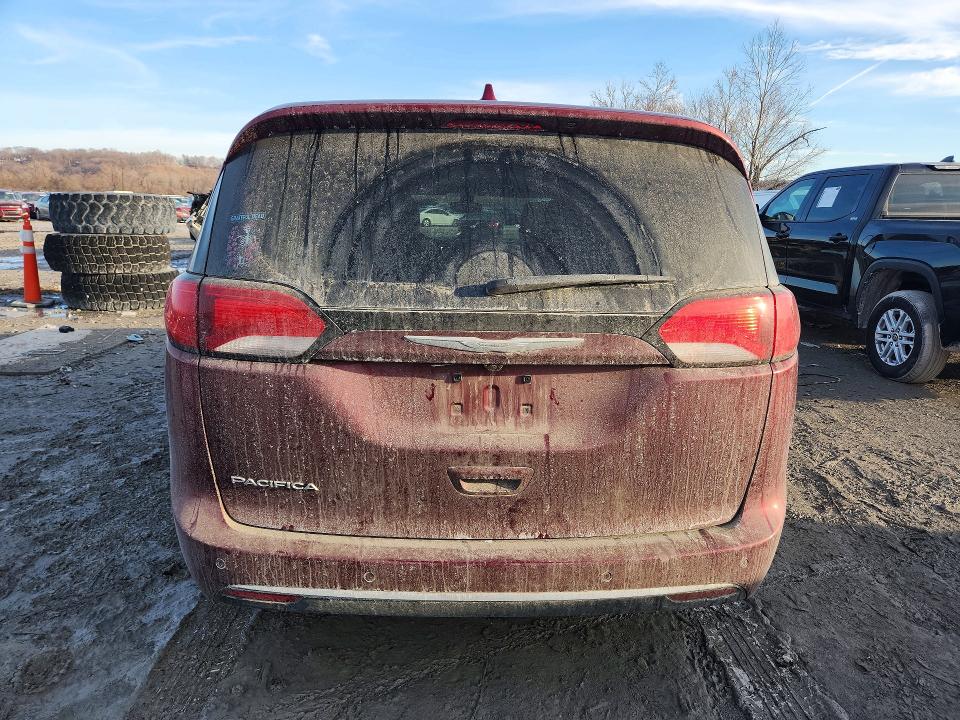 76733745 :رقم المزاد ، 2C4RC1EG2HR637838 vin ، 2017 Chrysler Pacifica مزاد بيع