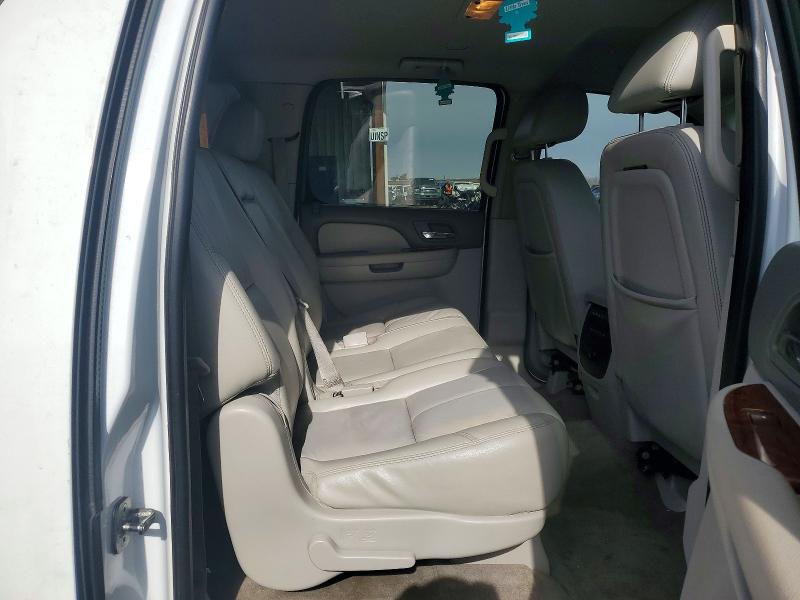 77004795 :رقم المزاد ، 1GKS2KE36BR121796 vin ، 2011 Gmc Yukon Xl مزاد بيع