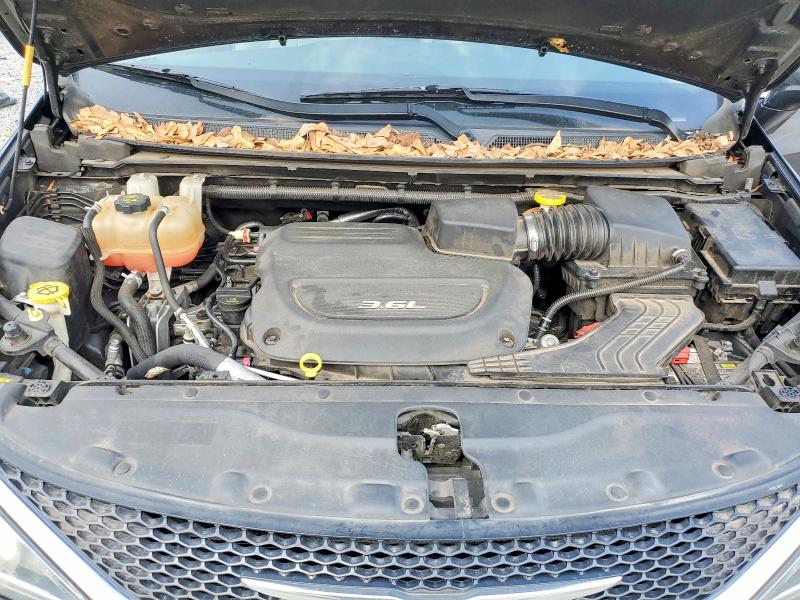 78085195 :رقم المزاد ، 2C4RC1GG8HR504692 vin ، 2017 Chrysler Pacifica مزاد بيع