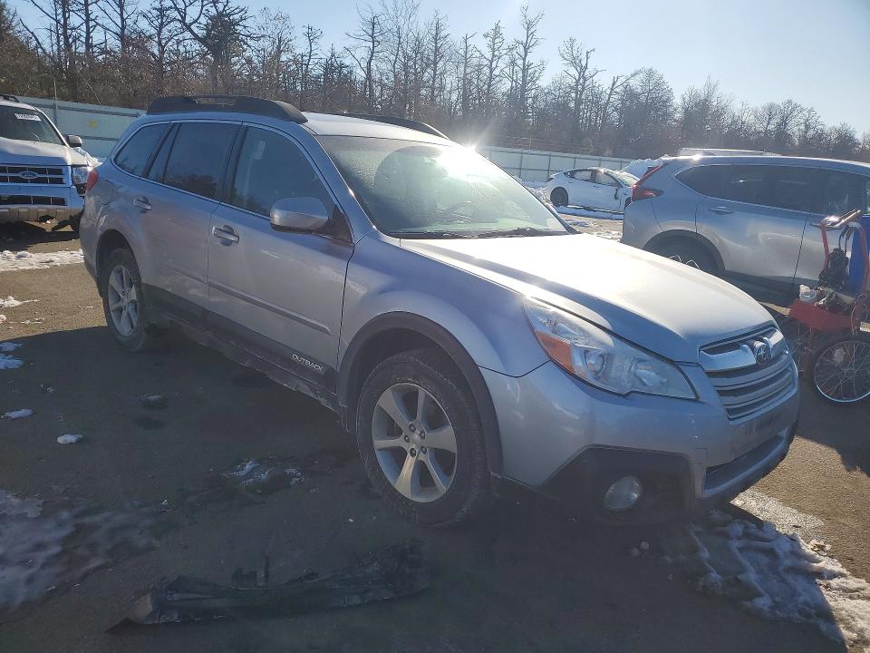 2014 Subaru Outback მანქანა იყიდება აუქციონზე, vin: 4S4BRBEC1E3295110, აუქციონის ნომერი: 73946725